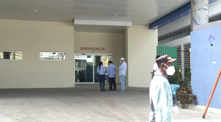 Gobierno busca clínicas aumenten el número de camas COVID