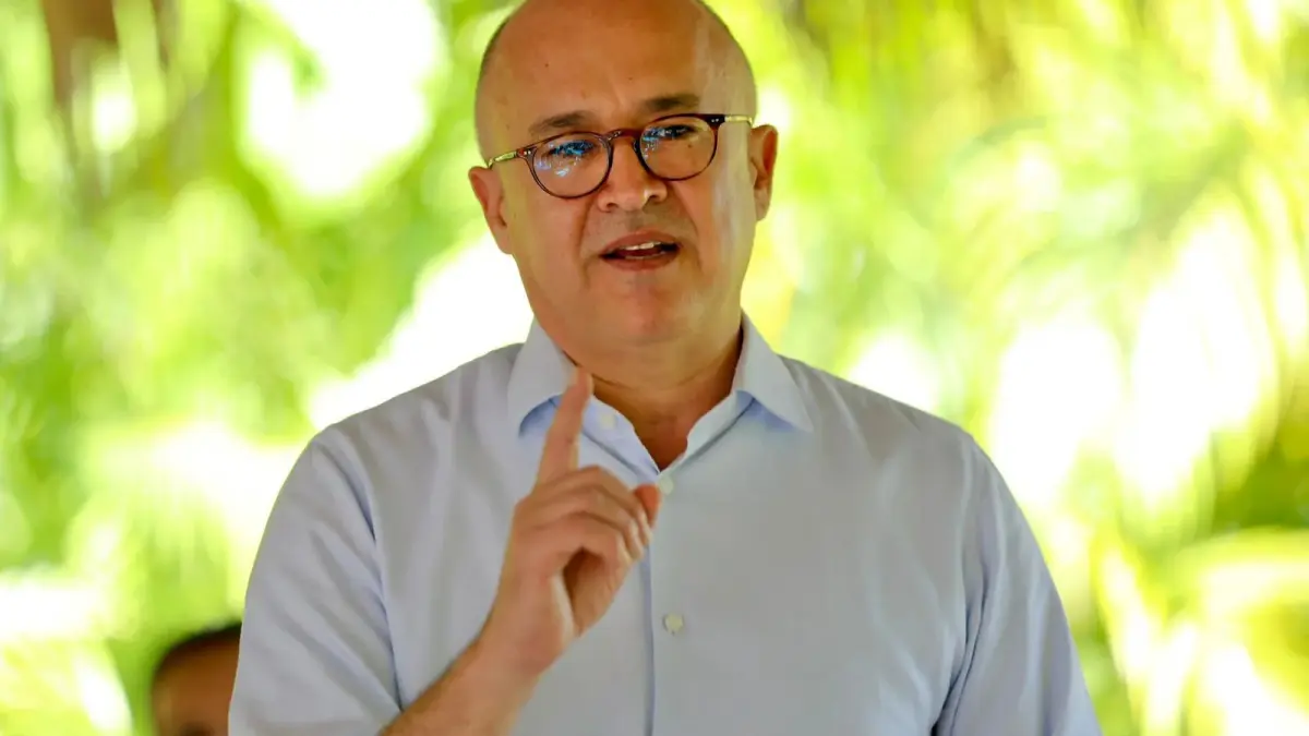 Domínguez Brito: “Urge retomar los planes sociales y apoyar la producción nacional”