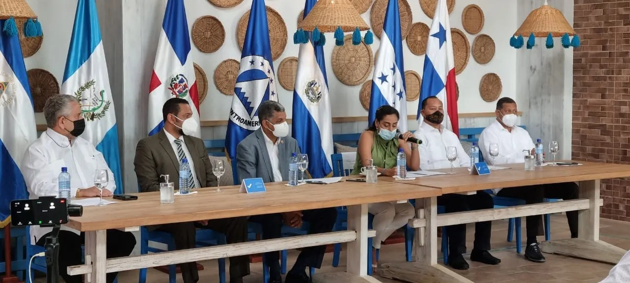 Presidenta del PARLACEN llama a reactivar el turismo para dinamizar economía en la región