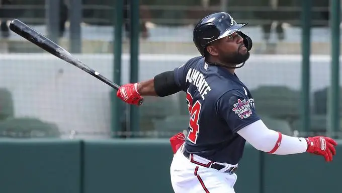 El dominicano Abraham Almonte conecta sencillo y cuadrangular en triunfo de Bravos