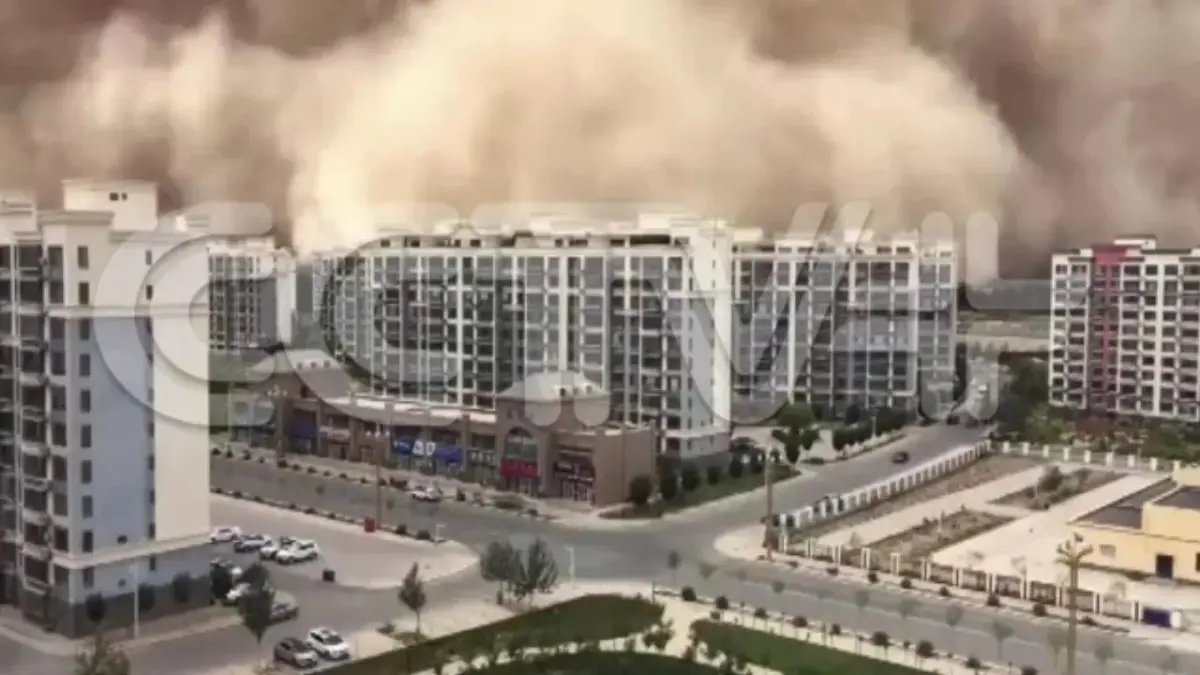 Fuerte tormenta de arena causa estragos en China