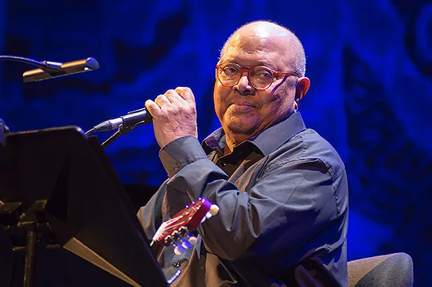 Pablo Milanés critica la represión en Cuba y elogia a los jóvenes cubanos