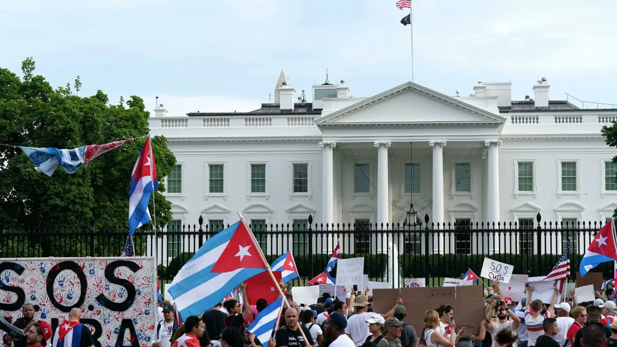Cientos de manifestantes lanzan al Gobierno de Biden un SOS por Cuba