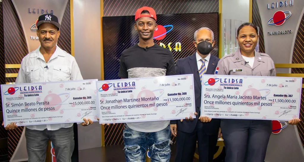 LEIDSA entrega 38 millones de pesos a tres nuevos millonarios