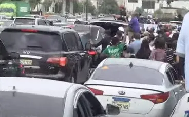 Una multitud se despide de Johnny Ventura en recorrido por Villa Juana