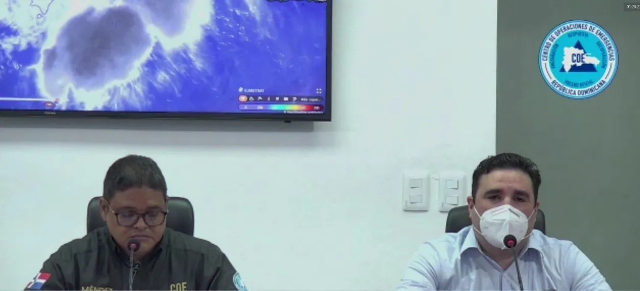 Onamet: Se prevé que lluvias disminuyan en la tarde; 5 provincias en alerta roja, 17 en amarilla y 9 verde