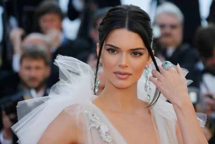 Demandan a la modelo Kendall Jenner por USD 1,8 millones