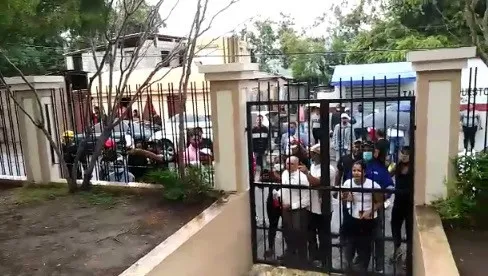 Policía acusado de matar abogado en Ocoa es llevado al Palacio de Justicia