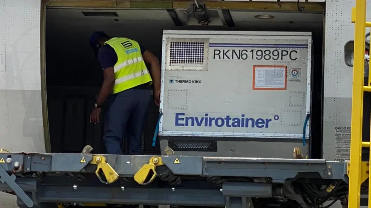 Llegan al país 163,200 dosis de vacunas contra covid-19