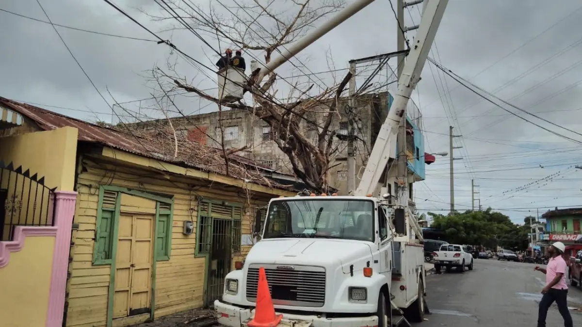 Lanzan más de mil brigadistas en las calles por paso de Grace en RD, dice ADN