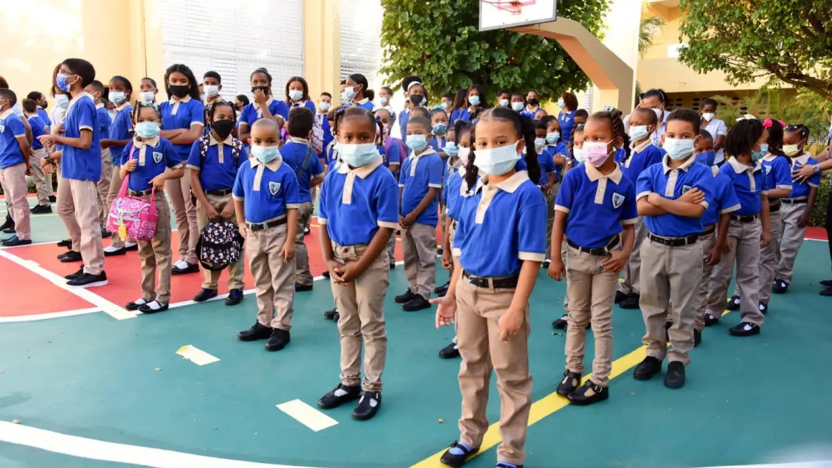 Educación da inicio formal a clases presenciales