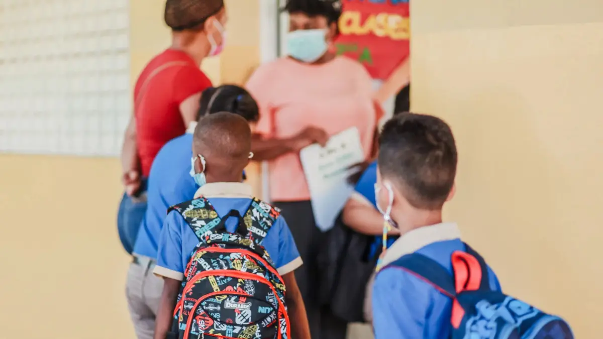 En 15 días realizarán jornada masiva de pruebas PCR a educadores y estudiantes