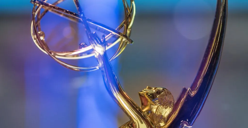 Los Emmy celebran hoy una gala reducida a última hora por la pandemia
