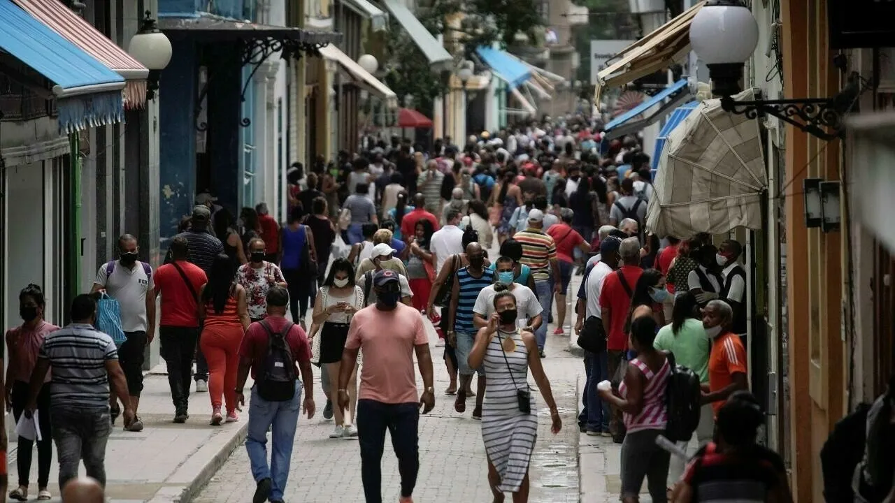 Cuba registra un nuevo aumento de casos de Covid-19 con 8,394 en un día