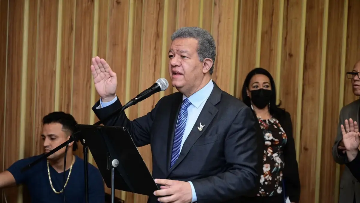 Leonel Fernández aclara proceso de la Fuerza del Pueblo es organizativo y no de campaña electoral