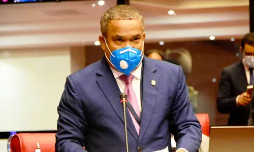 Vinculado en caso Falcón señala senador Héctor Acosta (El Torito) lo iba contratar como chofer, según expediente