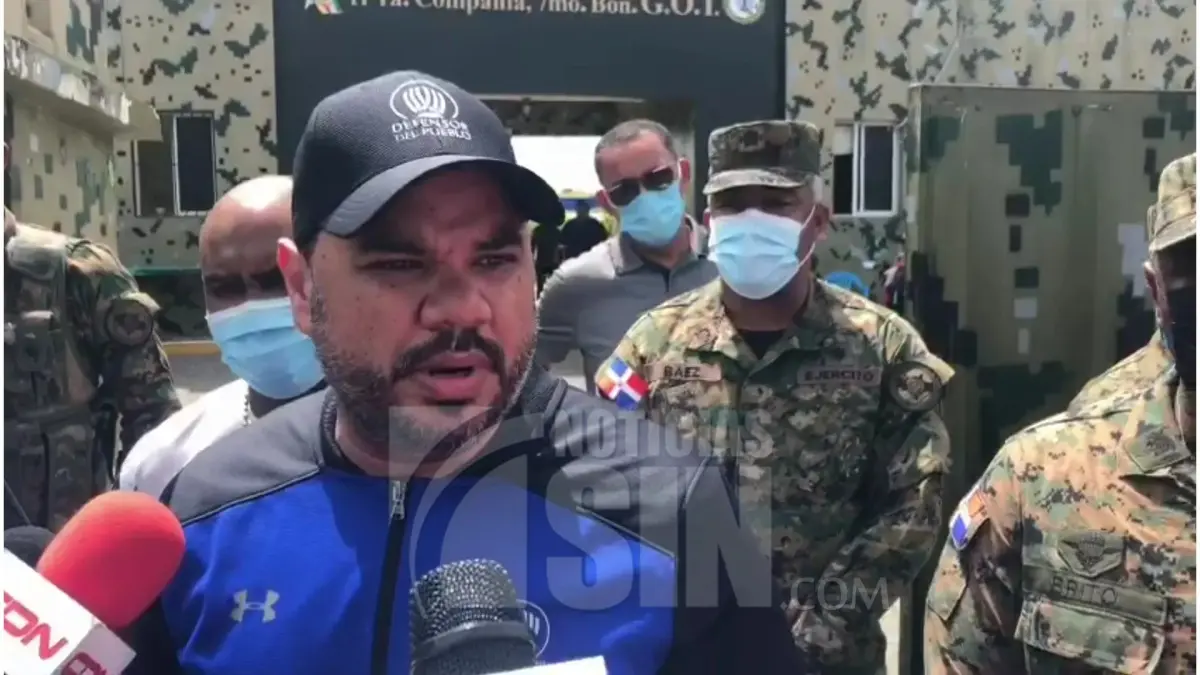 Defensor del Pueblo inspecciona situación cárcel de Cotuí