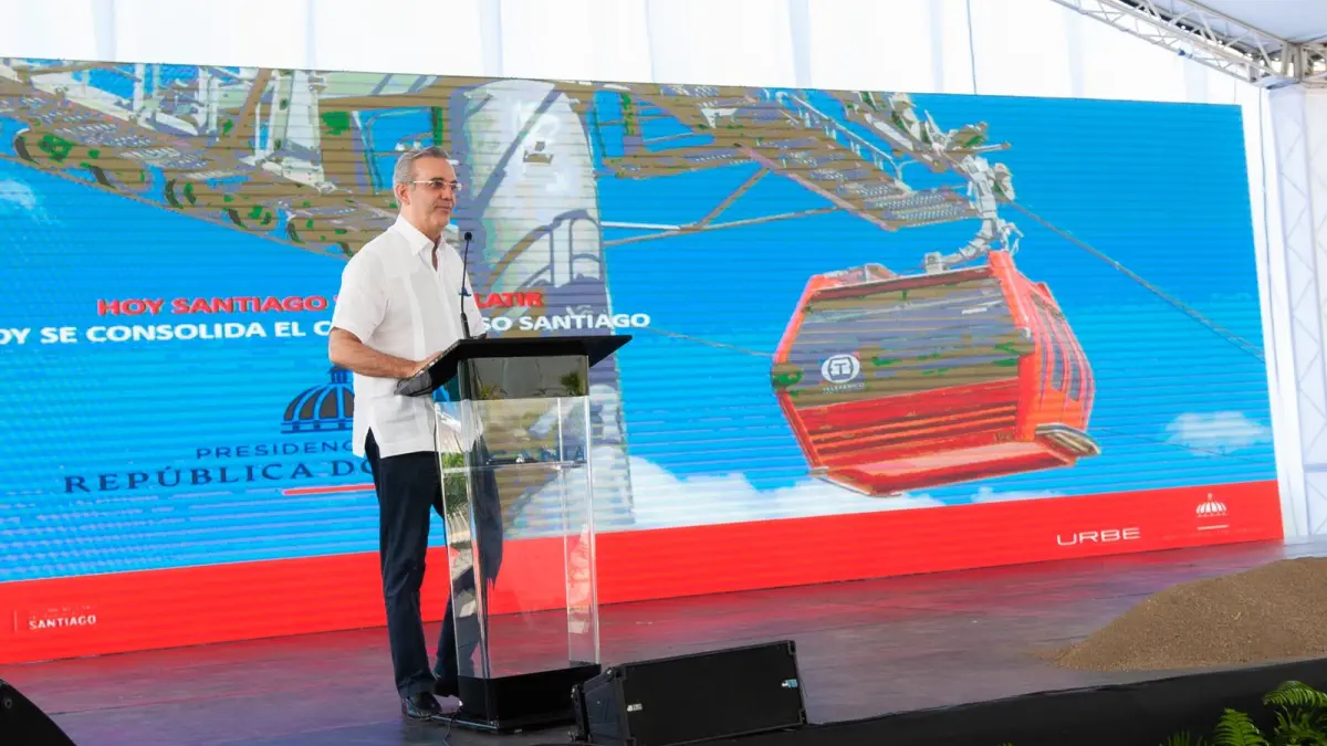 Abinader: El transporte terrestre constituye uno de los mayores problemas sociales en RD