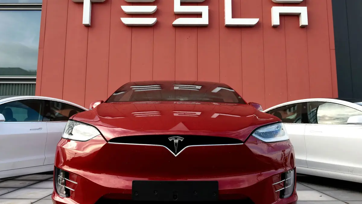 Los beneficios netos de Tesla aumentaron un 389 % en el tercer trimestre