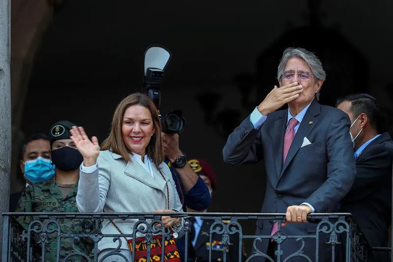 Esposa e hijo de Lasso declian testificar en caso de los Papeles de Pandora