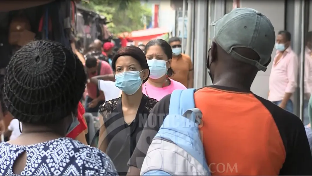Ministerio de Salud anunciará medidas sanitarias por levantamiento de toque de queda