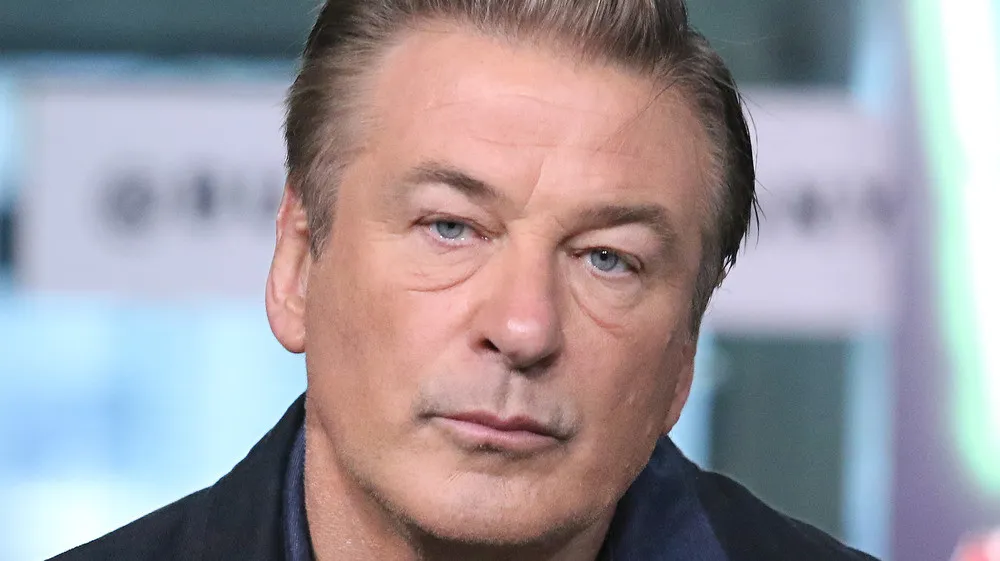 Un disparo accidental durante el rodaje de una película de Alec Baldwin mata a una persona