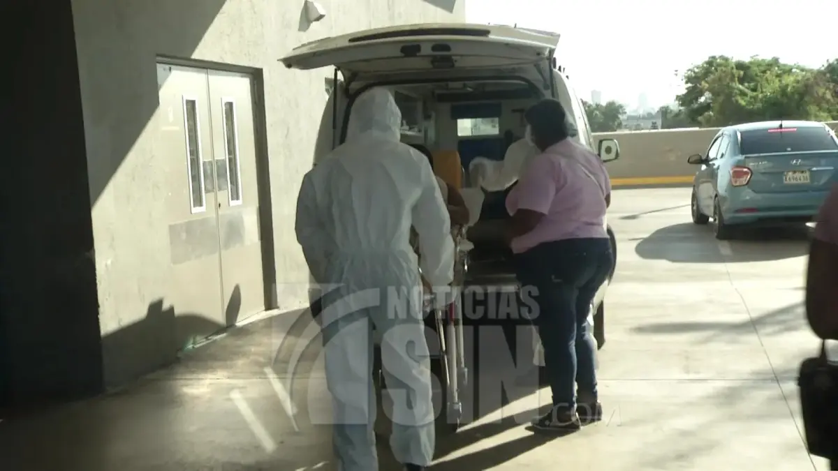 Personas sin vacunar abarrotan los hospitales, afirma Salud Pública
