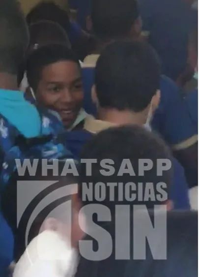 (VIDEO) Denuncian estudiantes del liceo Unión Panamericana, al no tener asignaciones se divierten peleando
