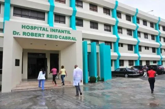 Unos seis niños con dengue están ingresados en el Robert Reíd Cabral