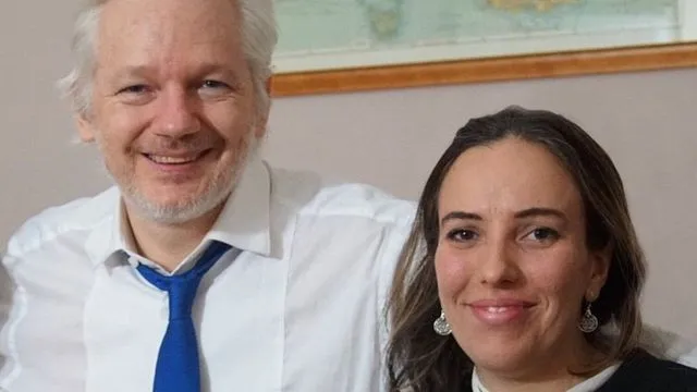 Permiten a Julian Assange casarse en la cárcel con la abogada Stella Moris