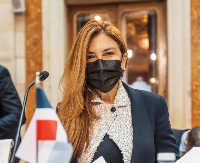 Mujeres deben construir sororidad en política, dice alcaldesa Carolina Mejía