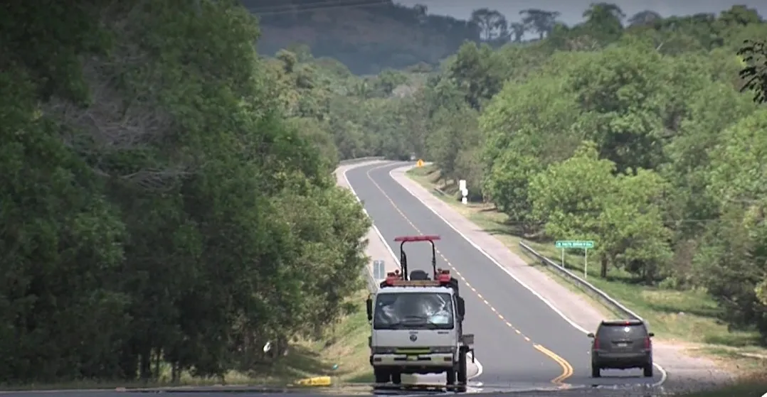 Bernardo Vega: Nada de peaje sombra en las nuevas autopistas que se están negociando