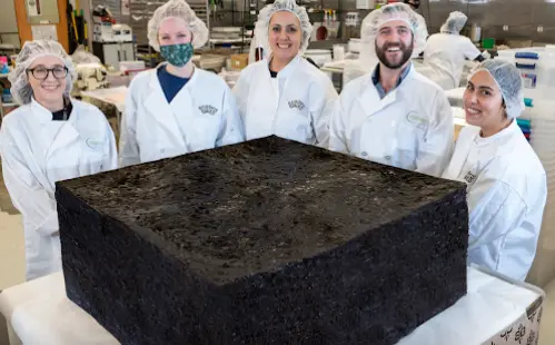 Pondrán en venta el brownie con marihuana más grande del mundo