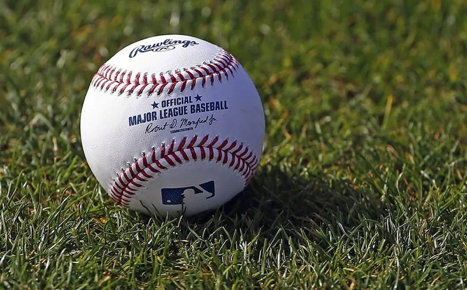 Nóminas de las Grandes Ligas caen 4% en la temporada de 2021