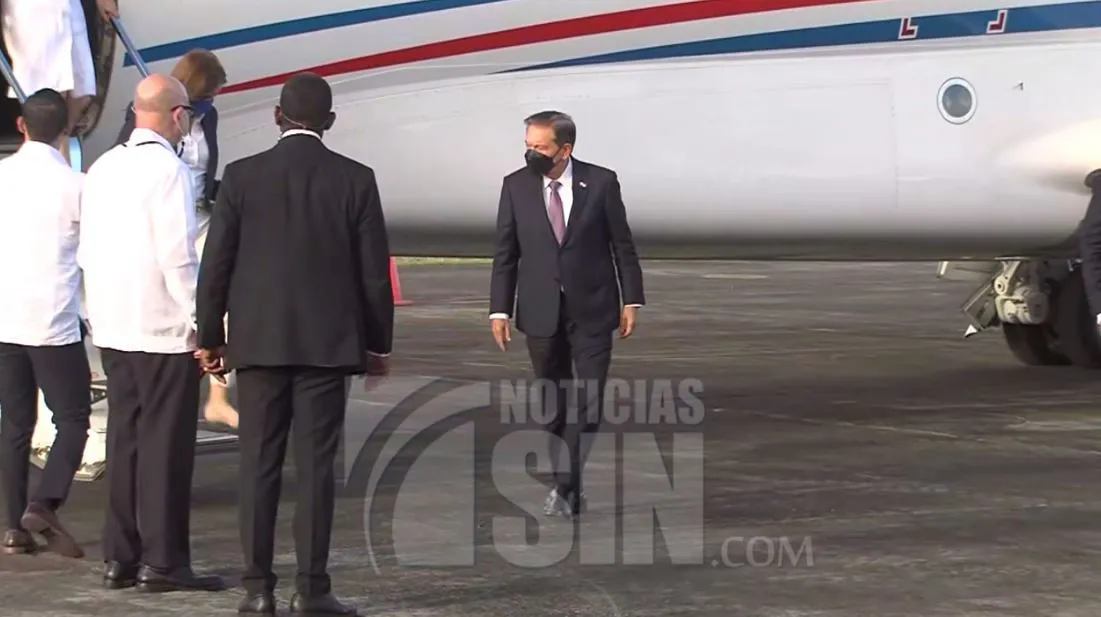 Presidente Abinader encabeza cumbre por la Democracia