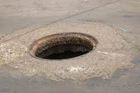 Robo de tapas de alcantarillas un peligro para la ciudadanía