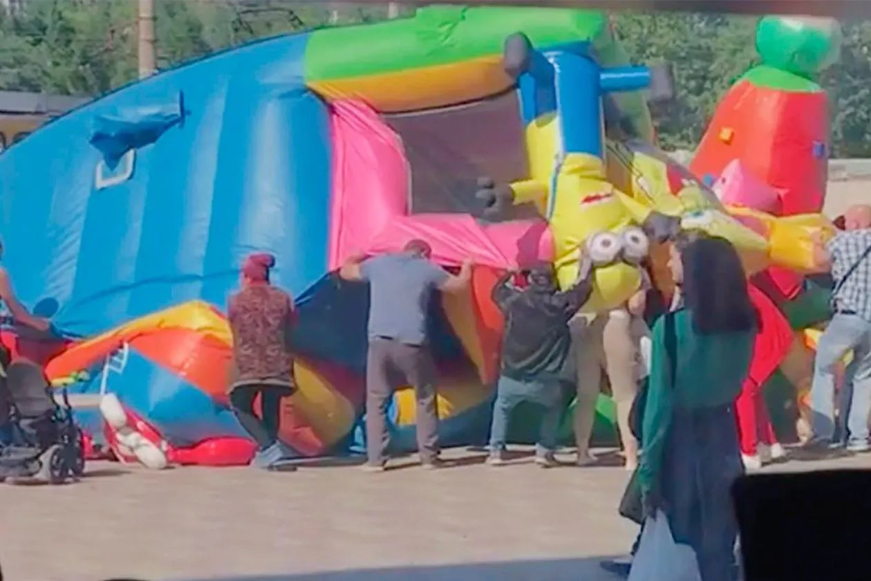 Al menos cinco niños muertos en accidente con castillo inflable en Australia