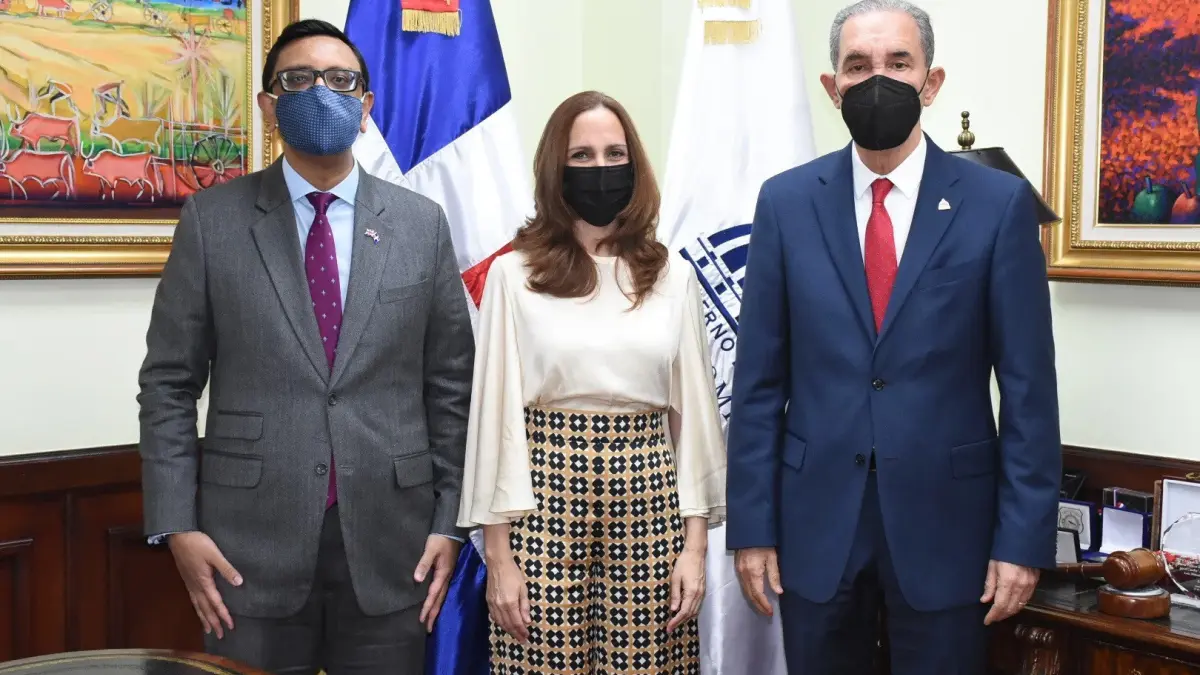 Gobierno ofrecerá capacitación a 150 músicos dominicanos en IES de Reino Unido