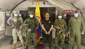 Otoniel dice que se entregó voluntariamente y Duque afirma que fue detenido