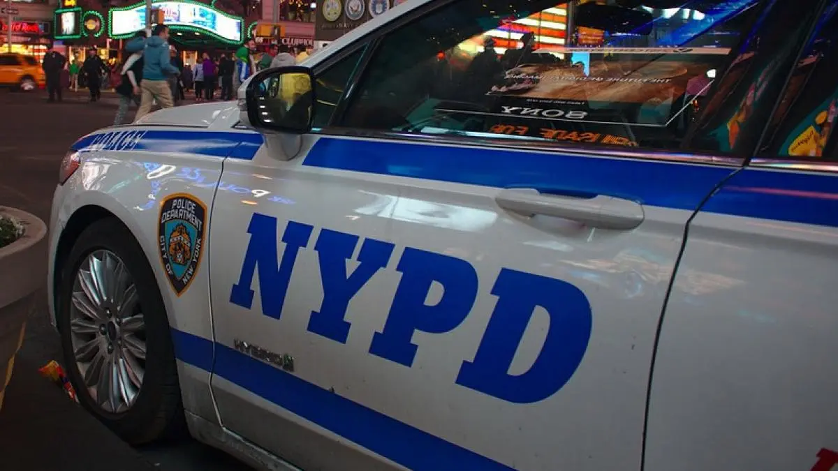 La Policía de Nueva York se queda sin vacaciones de Año Nuevo por el ómicron