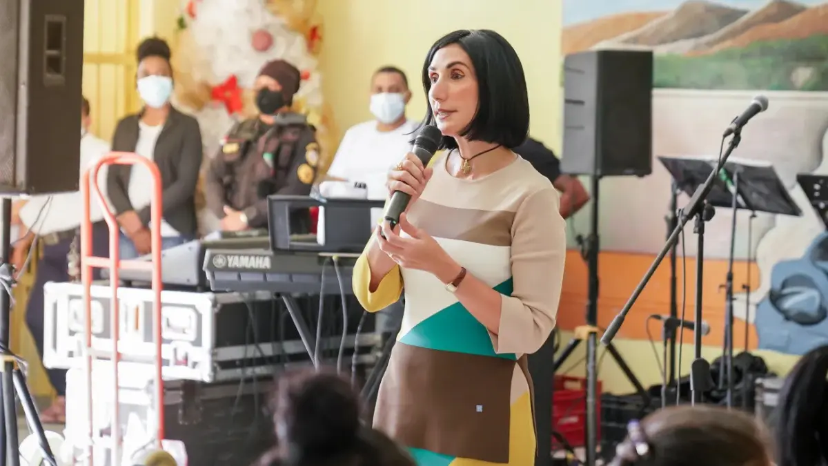 Primera dama visita Najayo Mujeres con motivo de la Navidad