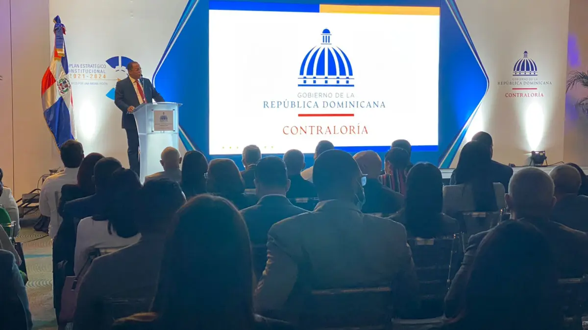 Contraloría presenta Plan Estratégico Institucional para mejorar el Control Interno