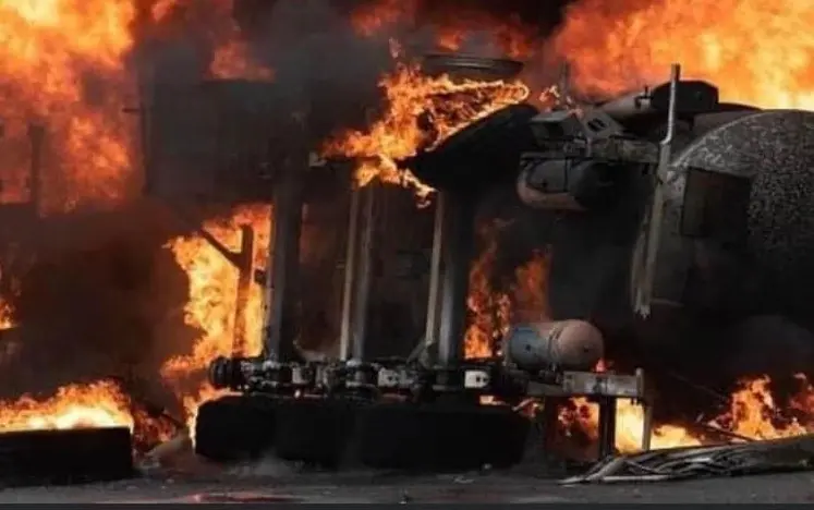 Ariel Henry decreta tres días de duelo tras muerte de 40 personas por explosión de camión