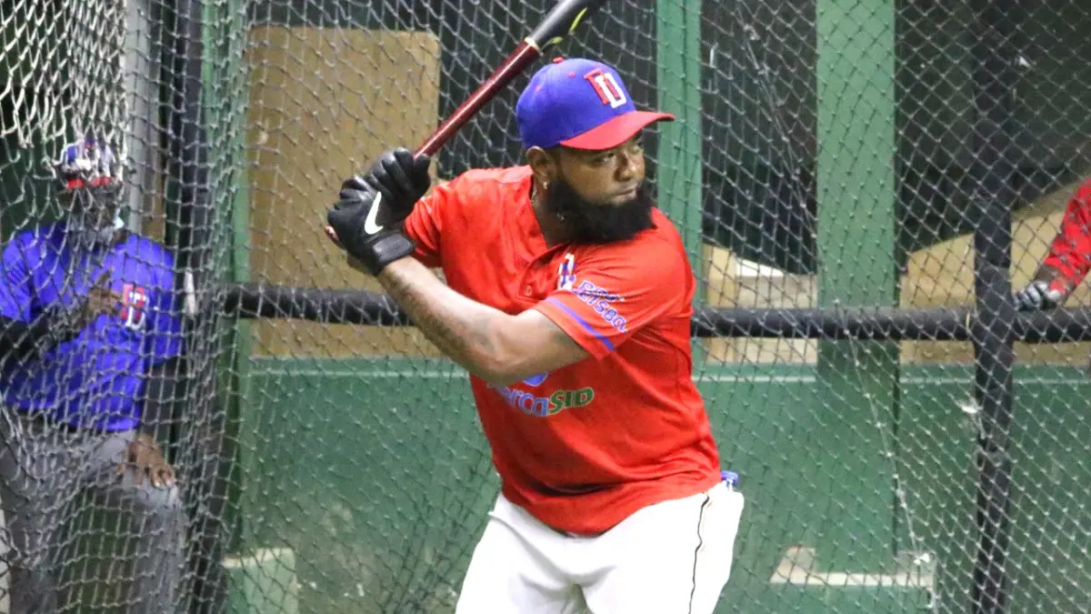 Estrellas seleccionan a Yamaico Navarro en primer turno de Draft Reingreso