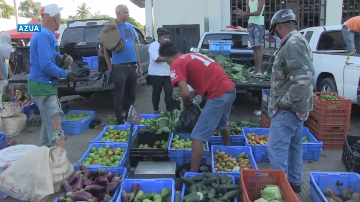 Comerciantes aseguran ventas por Nochebuena se han disparado