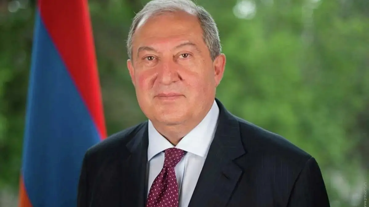 Renuncia presidente de Armenia, Armén Sarkisián