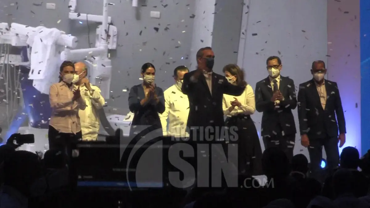 PRM da luz verde a la reelección presidencial de Luis Abinader