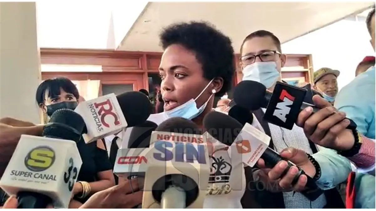 “El León está con todos los privilegios donde está”, denuncian familiares de Santa Arias sobre Alexis Villalona