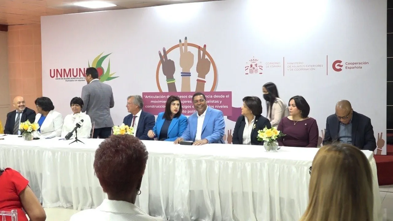 Unmundo y Aecid firman acuerdos para fortalecer liderazgo político de la mujer dominicana