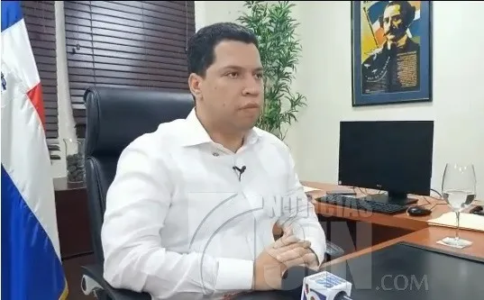 Cancillería busca evacuar dominicanos en Ucrania